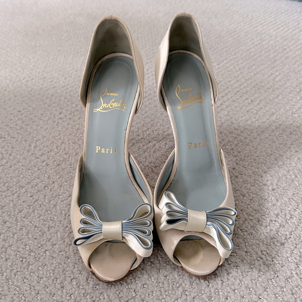 Christian Louboutin heels. Size 36.5 (6.5). Great condition.